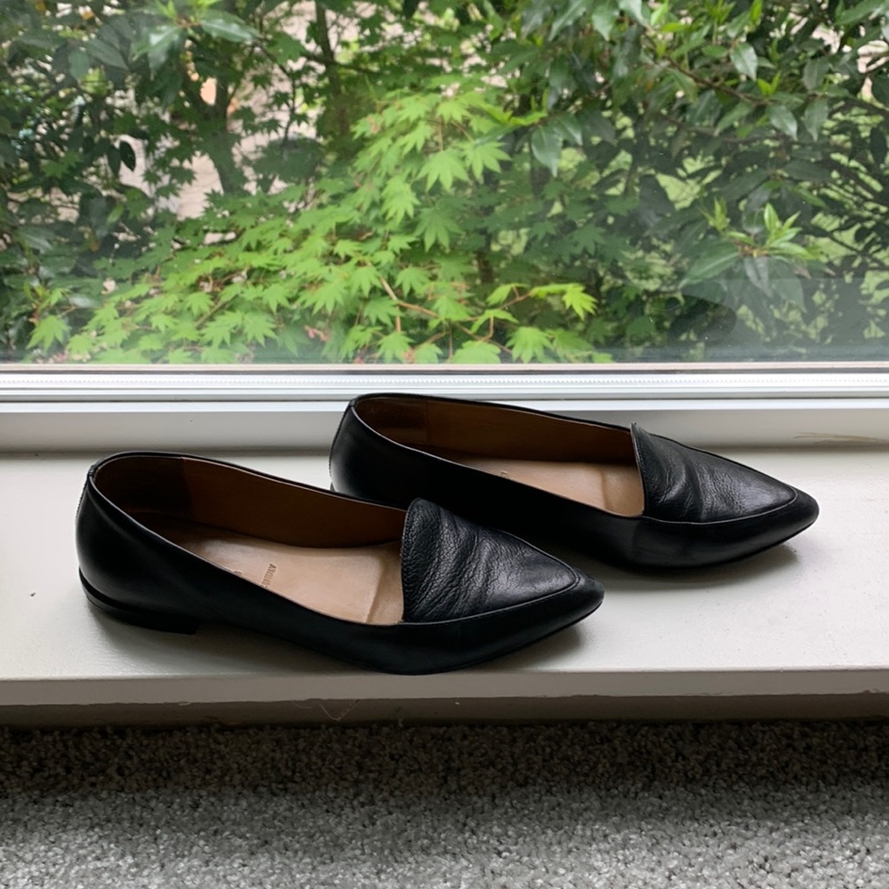 Everlane modern point leather flat size 6